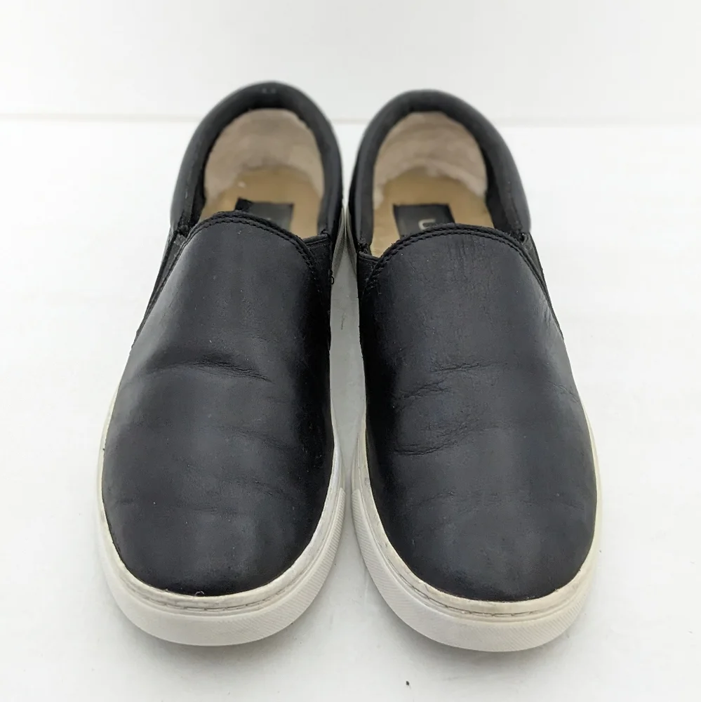 Ugg leather slidders - Picture 7 of 16